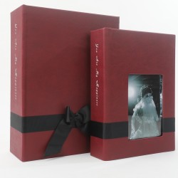 HAPPINESS MAROON A4/ 20PAGES/ 40PHOTOS البوم جاهز للصق