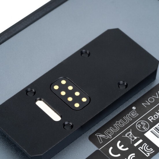 إضائة ليد متعددة الألوان من شركة أبيوتشر LED Aputure Nova P600c RGBWW مع شنطة إضائة ليد متعددة الألوان من شركة أبيوتشر LED Aputure Nova P600c RGBWW مع شنطة