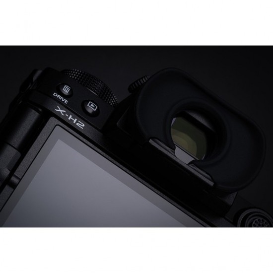 FUJIFILM X-H2 Mirrorless Camera with 16-80mm Lens Kit FUJIFILM X-H2 Mirrorless Camera with 16-80mm Lens Kit