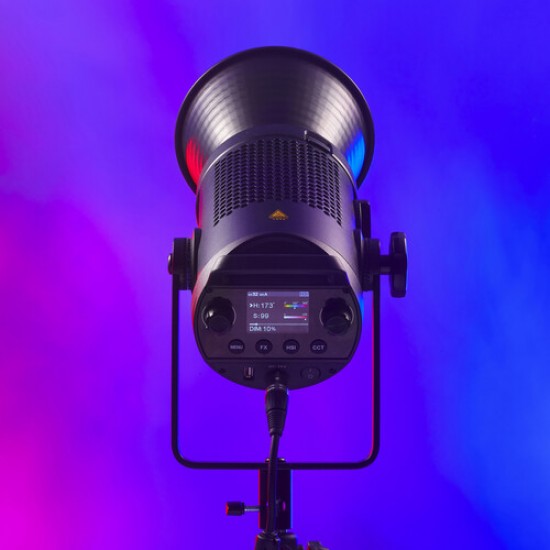 Godox  Zoom RGB LED Video Light / SZ150R