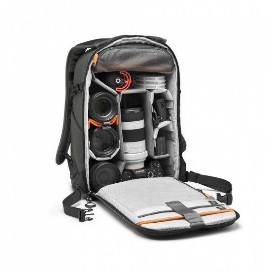 حقيبة ظهر الكاميرا من شركة لوبرو Lowepro Flipside 300 AW III (رمادية) حقيبة ظهر الكاميرا من شركة لوبرو Lowepro Flipside 300 AW III (رمادية)