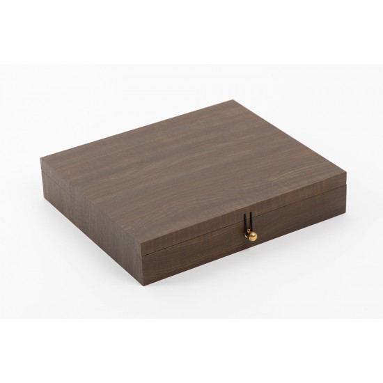 Album A4 (10s) + Album A6 (10s) – Ferari Broken White + USB + Gold Button Box – Maple Dark Brown