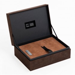 Album A4 (10s) + Album A6 (10s) – Feather Desert + USB + FlushBox 2– Suede Teakwood