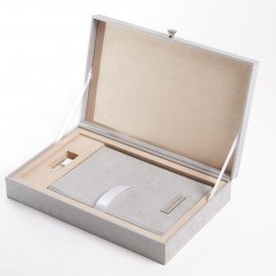 A4 COVER +USB Flushbox with Handle/ PC0010D