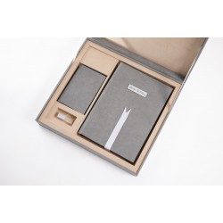A4 +A6 COVER + USB Flushbox with Handle/ PC0012D البوم جاهز للصق